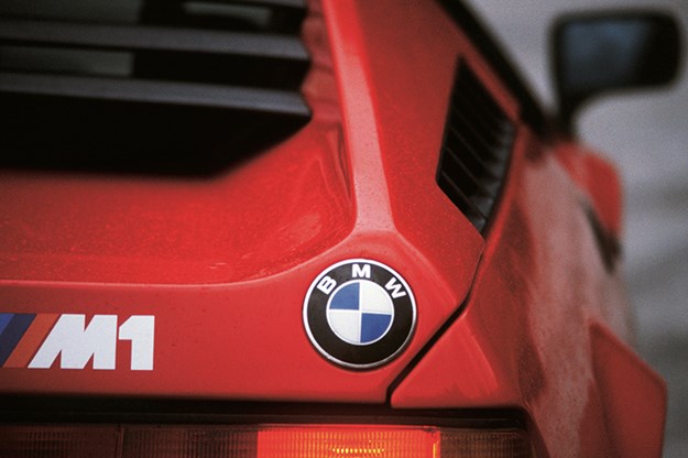 bmw-m1-badge.jpg