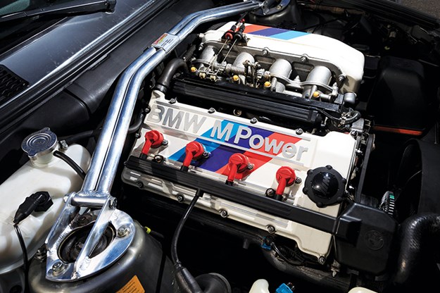 bmw-e30-m3-engine-bay.jpg