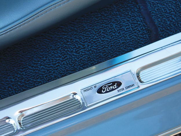 ford-mustang-door-sill.jpg