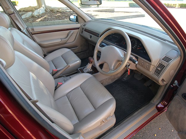 peugeot_605_interior-1.jpg