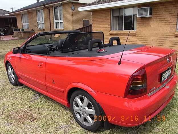 holden-astra.jpg