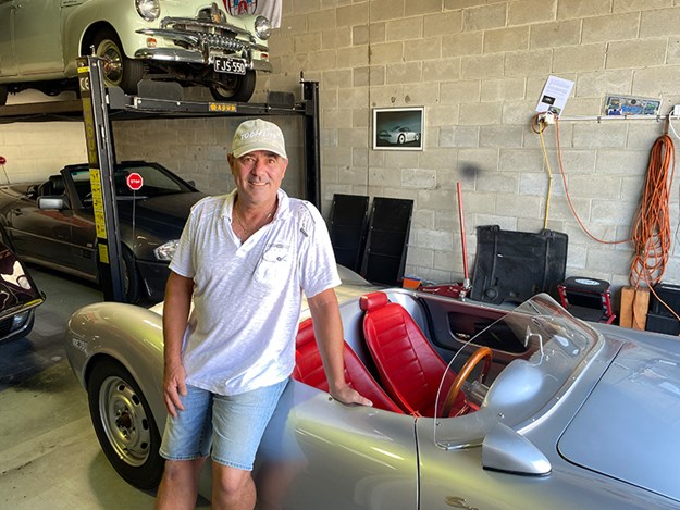 porsche-550-spyder-replica.JPG