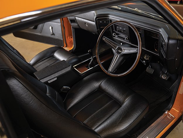 ford-falcon-xa-gt-interior.jpg