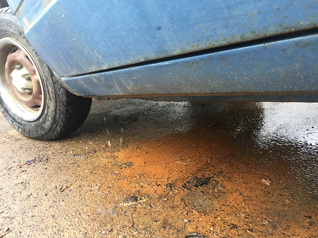 holden-commodore-rust.jpg