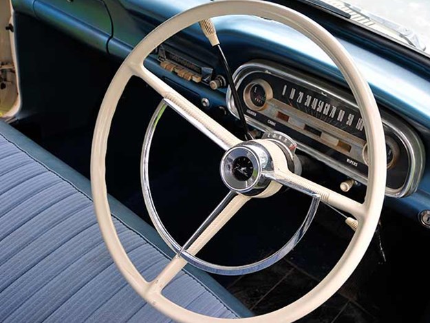 ford-falcon-xk-xl-xm-xp-dash.jpg