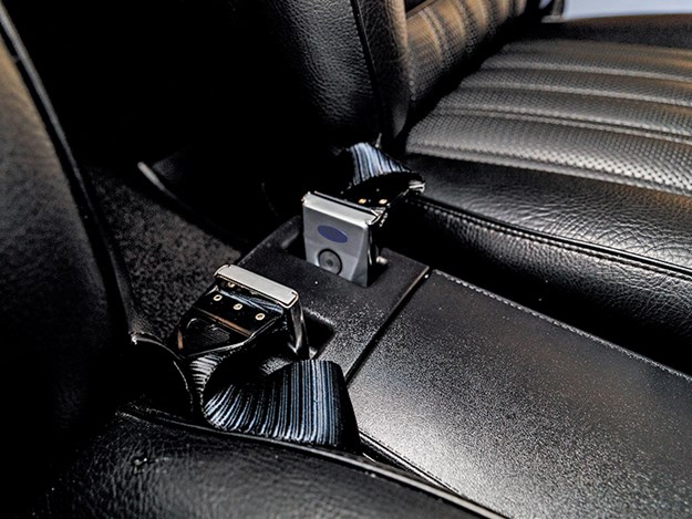ford-falcon-xy-gtho-replica-seatbelt.jpg