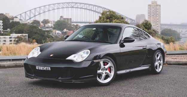 Porsche Carrera 4S copy.jpg