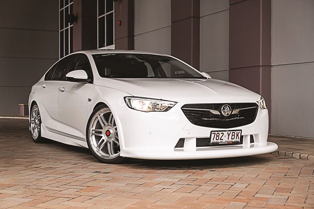 2018 HOLDEN COMMODORE RS Collecting Cars.jpg