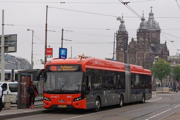 Electric bus Amsterdam.jpg