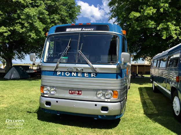 gm-pd-4106-bus-1961-model-front-yarra-glen_1024x768.jpg