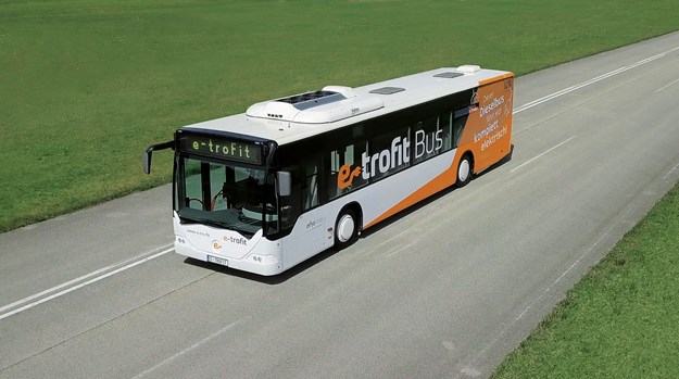 e-trofit_bus_03-1560165662.jpg