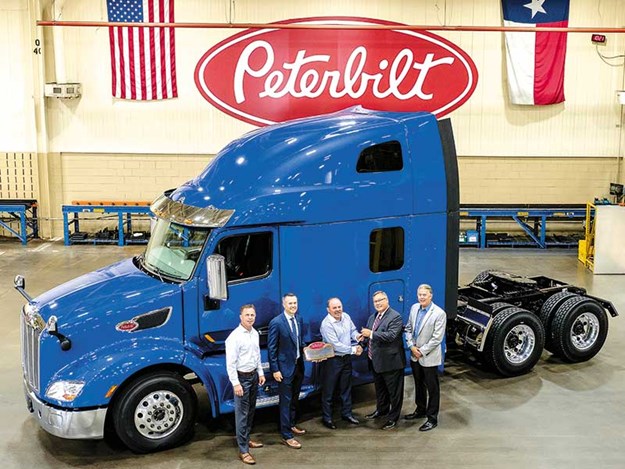 Peterbilt-delivers-first-New-Model-579-UltraLoft-truck.jpg