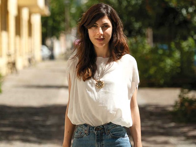 Julia-Holter-1.jpg