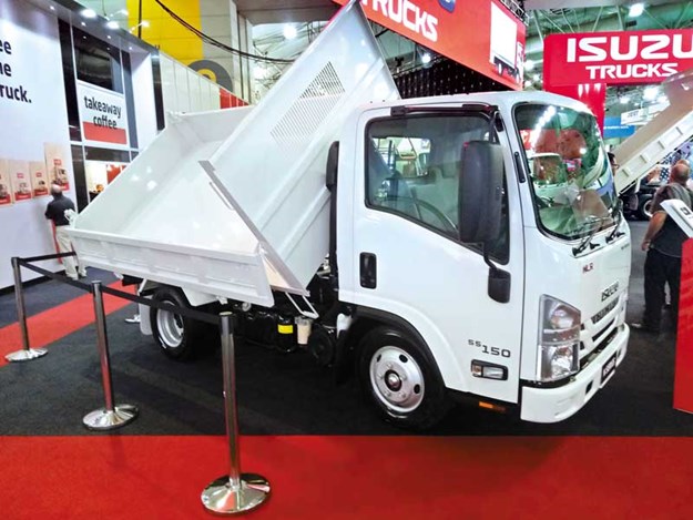 Isuzu-Takeaway-Trucks_2.jpg