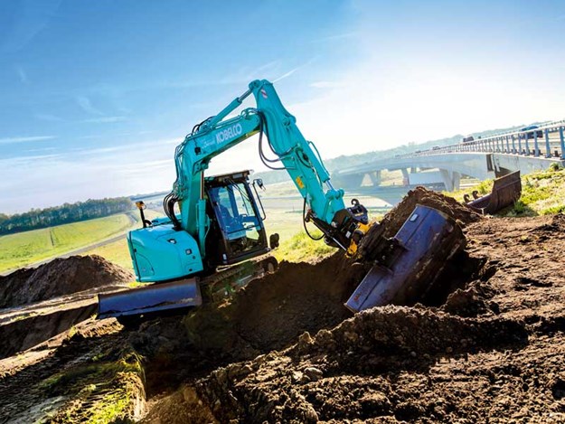 KOBELCO-SK75SR-7.jpg