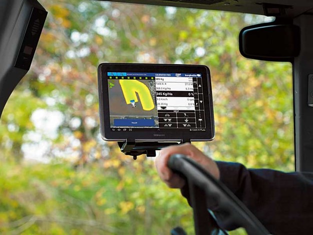 Bogballe-is-compatable-with-most-GPS-systems-including-there-own-Navi-App-Tablet-option.jpg