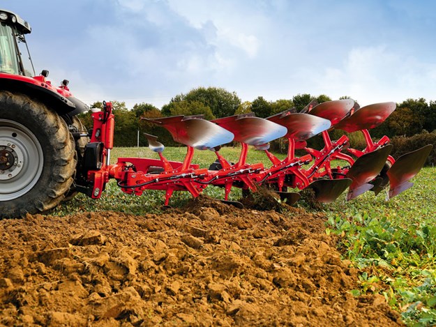 Vari-Master-L-On-Land-Smart-Ploughing_1.jpg