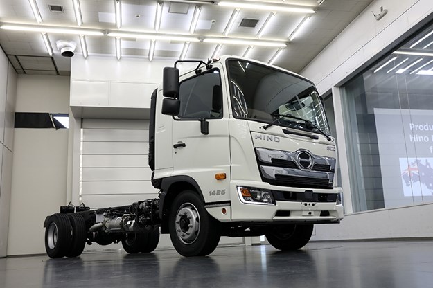 C:GREGS FILES4. OWNER DRIVER WEBSITENovember 2018Hino 500 standard cab cleanestHINO 16.JPG