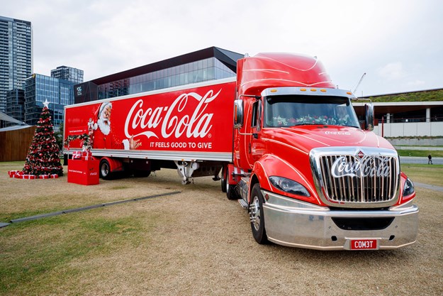 Coco Cola Festive Truck 1.jpg