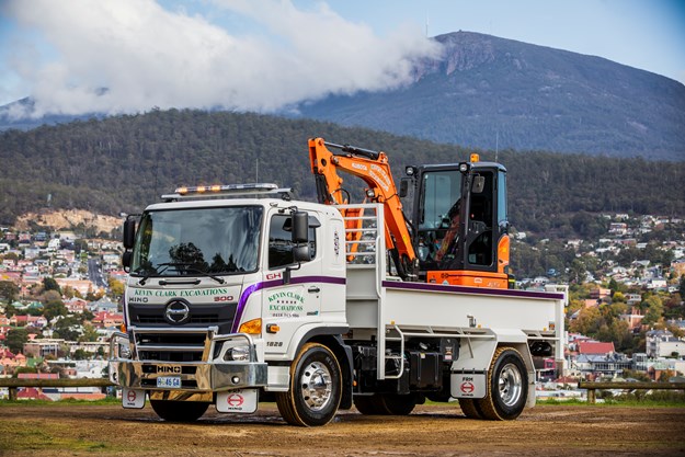 Hino - Clarks Excavations45.jpg