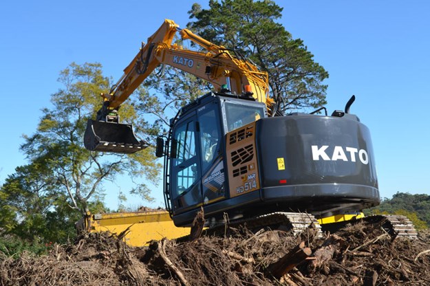 Kato-MR-HD514-excavator