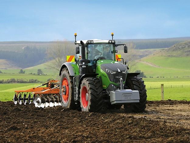 The Fendt 1050 getting stuck into some work with the magnificent Reporoa backdrop