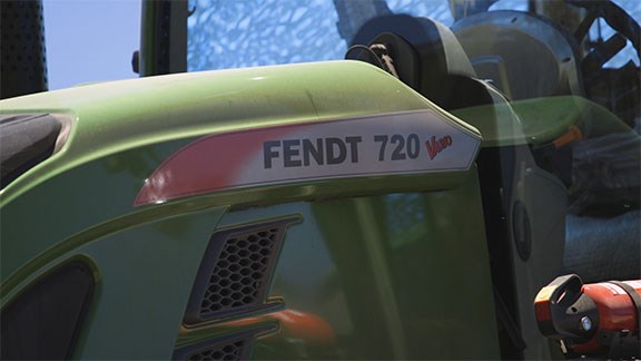 The Fendt has a 6.06L Deutz engine