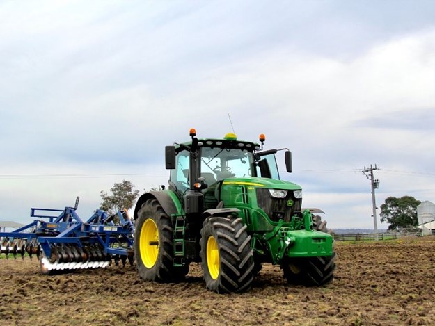 The latest John Deere 6250R tractor