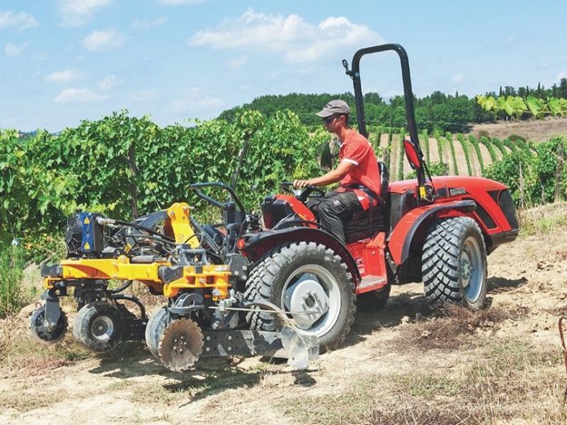 The 50hp reversible TRX 5800 tractor features a reversible driving seat
