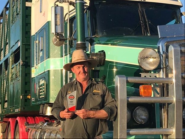 Frasers Livestock Transport driver Jeff Clegg is the latest Bridgestone Bandag Highway Guardian award recipient for his role in aiding a motorist trapped in an overturned vehicle. 
