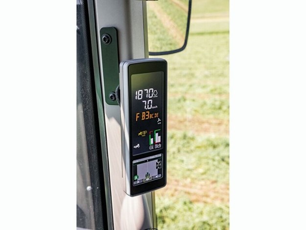 John Deere 5R or 6M Tractors can be ordered with AutoTrac™ that comes with an integrated guidance screen built into the corner-post display.