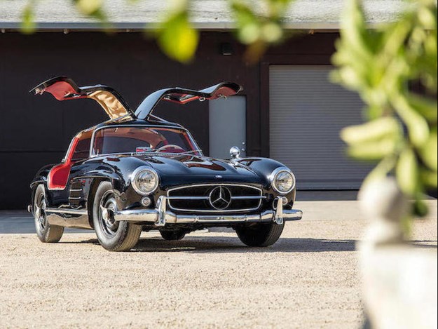 Best-of-Monterey-300-SL-Gullwing.jpg