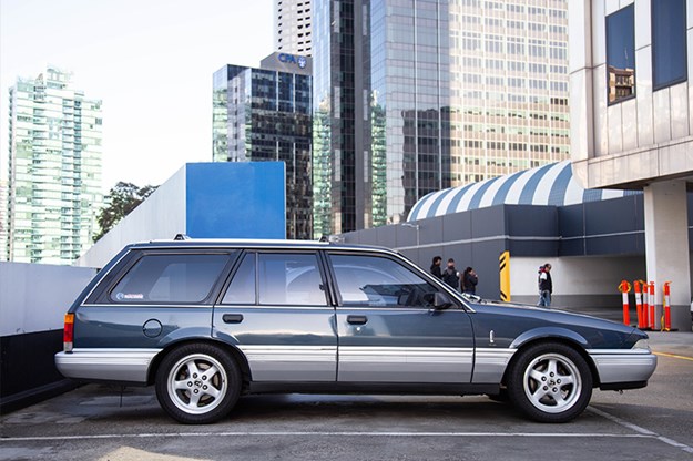 Cars-coffee-calais-wagon.jpg