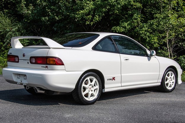 DC2-Type-R-rear.jpg