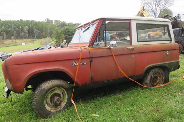 Barn-Find-Friday-Ford-Bronco.jpg