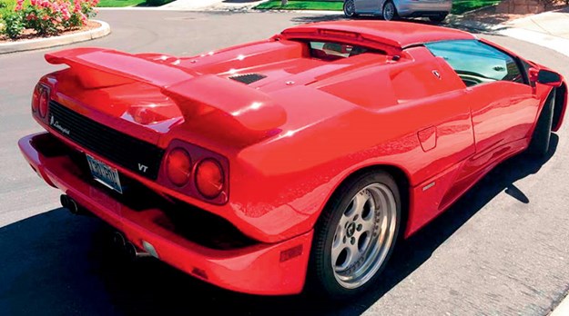 lamborghini-diablo.jpg