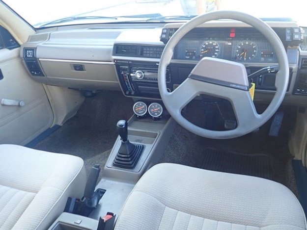Grays---VL-Turbo-Wagon-interior.jpg