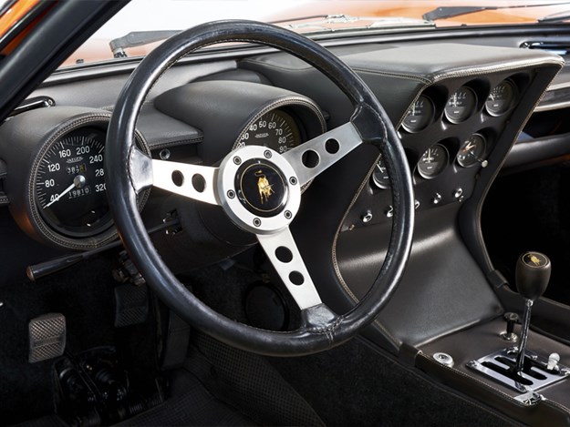 Italian-Job-Miura-interior-dash.jpg