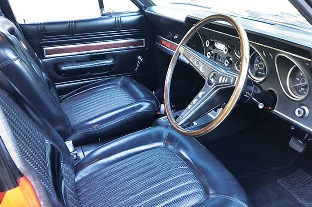 ford-falcon-xw-phase-ii-interior.jpg