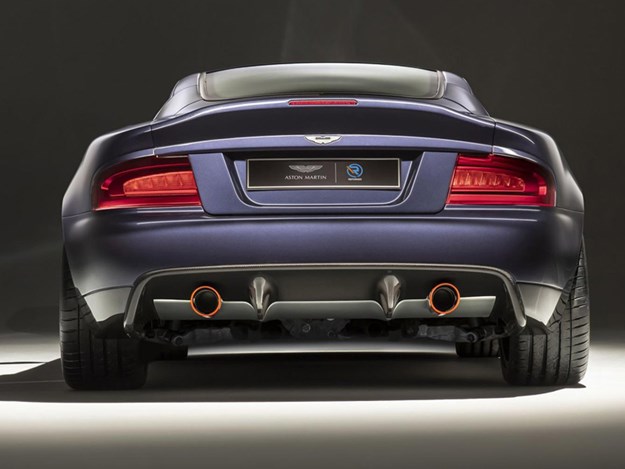 Aston-Martin-Vanquish-25-rear.jpg