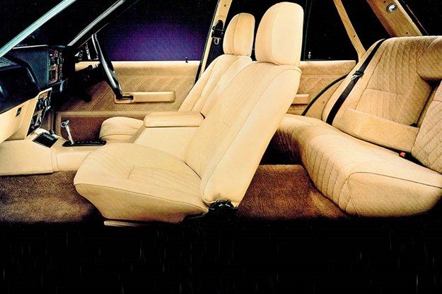 ford-fairlane-interior.jpg