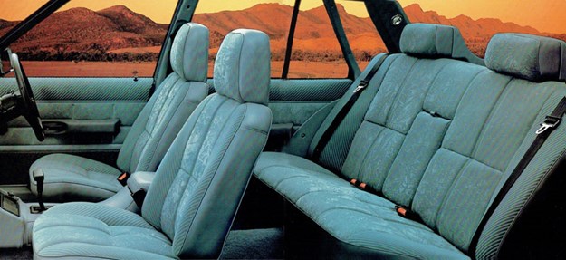 ford-zk-fairlane-interior.jpg