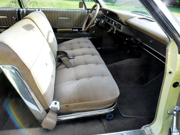 Ford-Galaxie-interior-dash.jpg