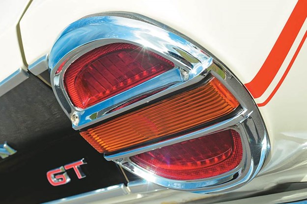 ford-falcon-xt-gt-taillight.jpg