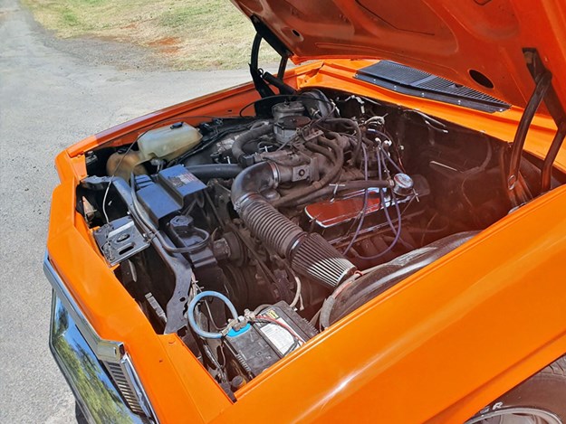 HZ-Panel-Van-engine.jpg