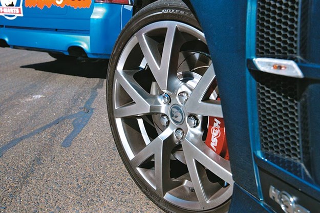 hsv-maloo-wheel.jpg