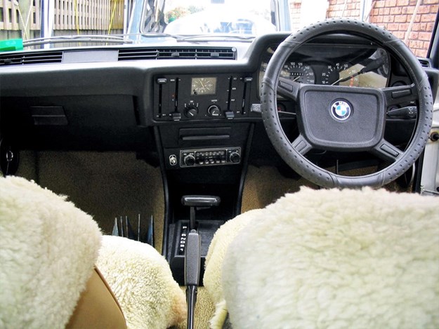 BMW-E21-interior.jpg