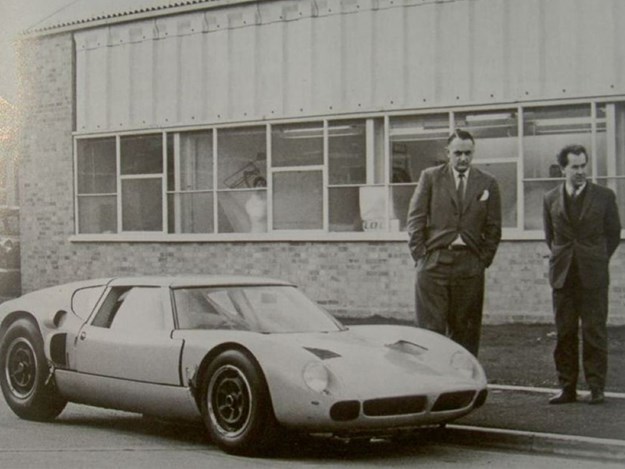 Ford-GT40-lola-mk6.jpg