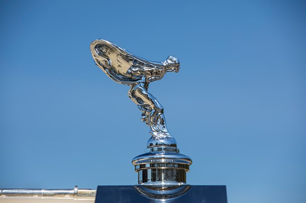 rolls-royce-phantom-emblem.jpg