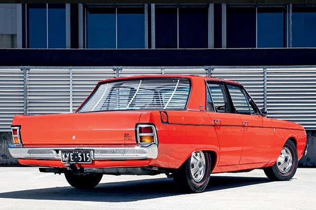 valiant-vg-pacer-rear.jpg